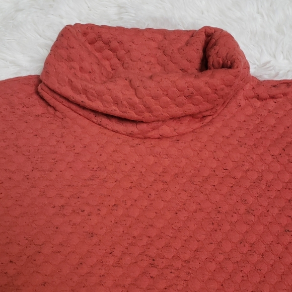 Apana Quilted cowlneck pullover NWOT - Picture 5 of 11